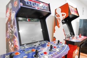 NFL Blitz and NBA Jam. The perfect games for kids (...or adults). Legacy Chalet has these games to provide guests with hours of entertainment after a long day on the slopes.