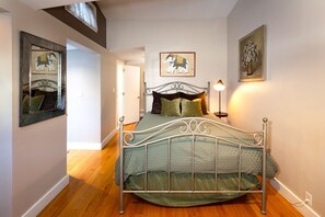 Queen Bed