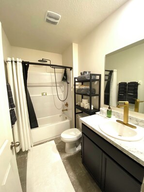 Full Private Bathroom with Rain Shower and Handheld Shower Head