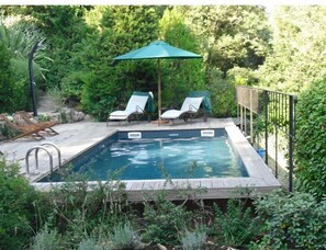 Schwimmbad des Ferienhauses