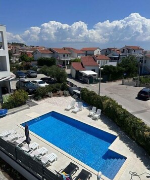 Holiday Home Swimming Pool