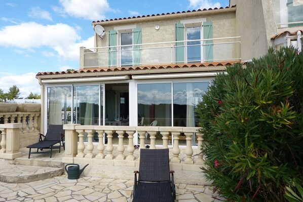 Extérieur maison de vacances [été]