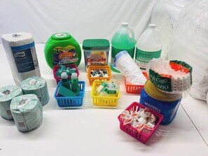 Amenities Offered - Toilet paper, paper towel, dishwasher pods, laundry pods, dishwasher soap, sponge, trash bags, shampoo, conditioner, coffee, coffee filters, creamer, and soap bars (hand soap / body soap)