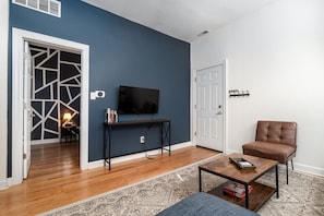 Spacious living room