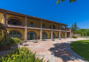 Building Exterior, Garden, Outdoor