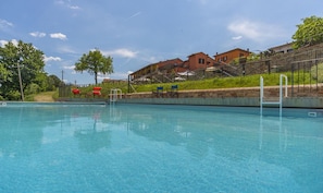 Building Exterior, Garden, Outdoor, Pool, Scenic View