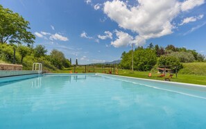 Building Exterior, Garden, Outdoor, Pool, Scenic View