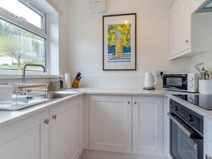 Kitchen | Ar Lan Y Mor, Swansea, near Gower Peninsula