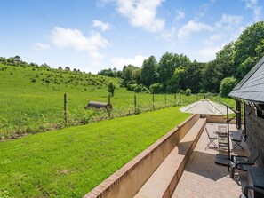 Sitting-out-area | Dunley Barn, Pitton near Salisbury