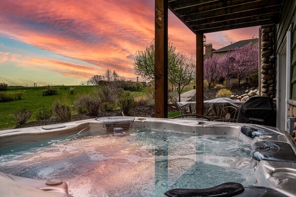 Take in the incredible views while relaxing in the hot tub.