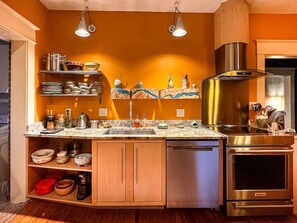 Experience the convenience of a fully equipped kitchen