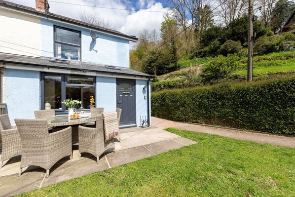 The garden at Copper Beech Cottage, Dulverton