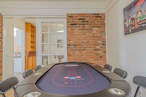 Spielezimmer