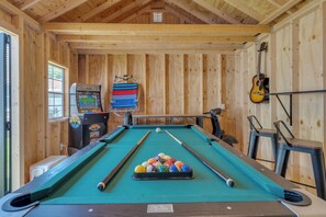 Game Room with Pool Table and Arcade Machine, Bar area