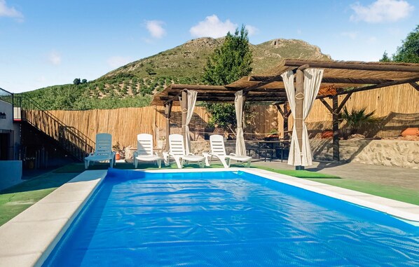 pool