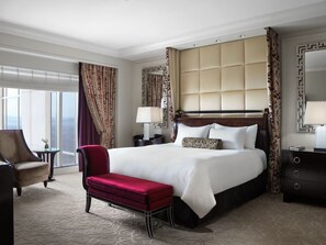 Unit with King size bed