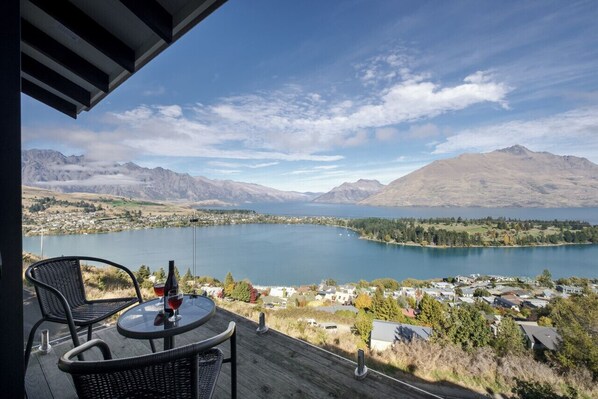 Lake & Mountain VIew