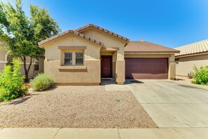 Exterior | Driveway (2 Vehicles) | Garage (2 Vehicles)