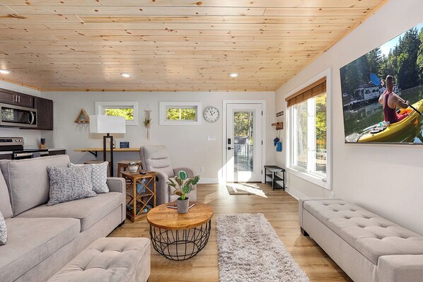 Living Room (1)