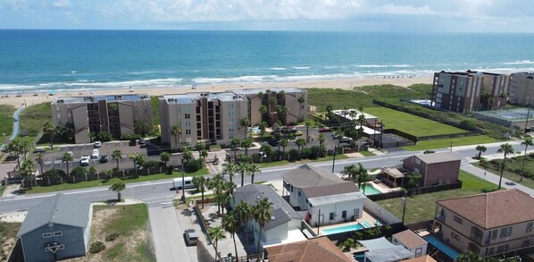 Building, Outdoors, Neighborhood, City, Aerial View