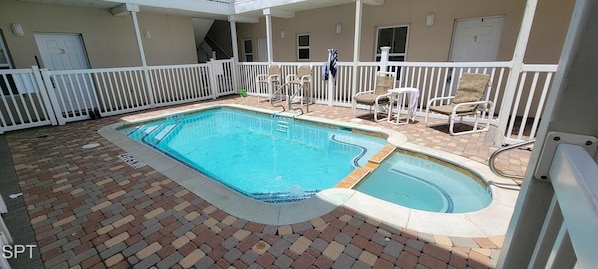Pool, Water, Swimming Pool, Outdoors, Hot Tub