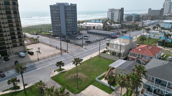 City, Architecture, Building, Outdoors, Urban