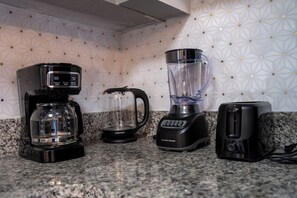 Kaffe och/eller kaffebryggare