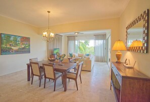 HDM 333 - Golf view apartment in exclusive resort, access to private beaches (5703)