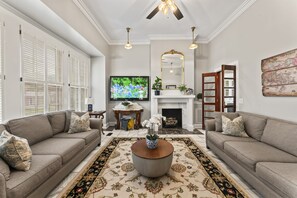 Cottage Parlor