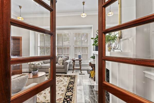 Cottage Parlor