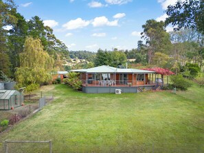 Birches Bay Airbnb Retreats Tasmania April 2024 Web-13