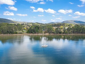 Birches Bay Airbnb Retreats Tasmania April 2024 Web-11