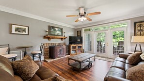 The living room has a gas fireplace for those chilly fall/winter evenings.