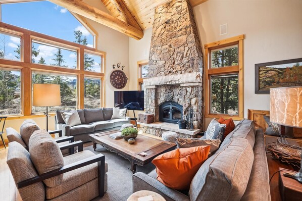 Living Room - Frisco Fling - Frisco Vacation Rental