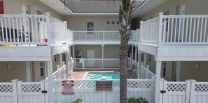 PropertyImg4