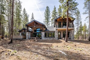 56385 Mirror Rock Loop