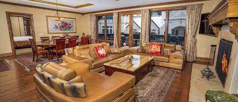 Arrabelle 343 - Living 2