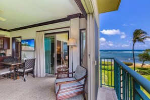 H301 Lanai Oceanfront View