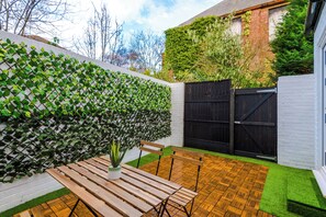 MilfordStreet 133