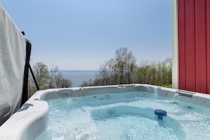 Bain à remous extérieur