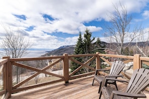 Private balcony, breathtaking vistas.