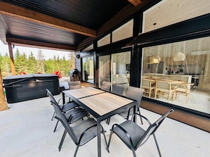 Alfresco dining with a natural background.