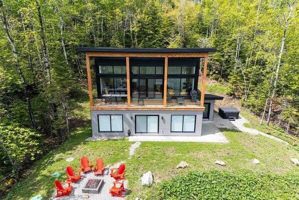 Your escape nestled in nature's embrace awaits.