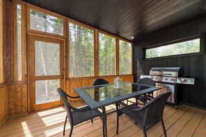 Al fresco dining and grilling on the deck.