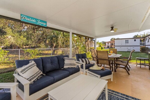 An outdoor oasis to lounge, read or take a siesta