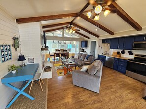 Great room (1)