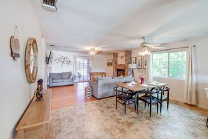 Dining Area | Dishware & Flatware