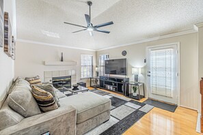 Great living room to relax and enjoy a movie!