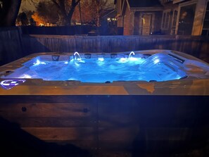 Bain à remous extérieur