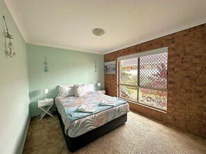 Sandy Surfer - 2nd Bedroom